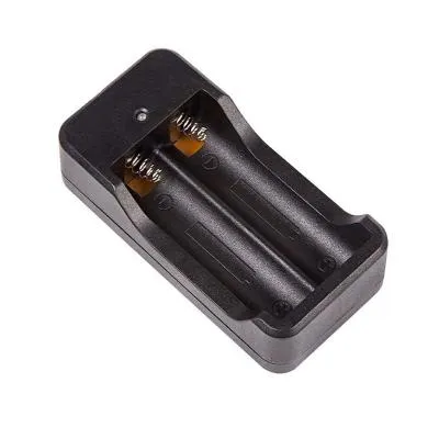 Зарядное устройство для аккумуляторов 18650 