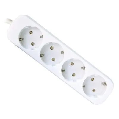 Удлинитель DEFENDER Е418 с заземлением, 4 гнезда 1,8 метра белый