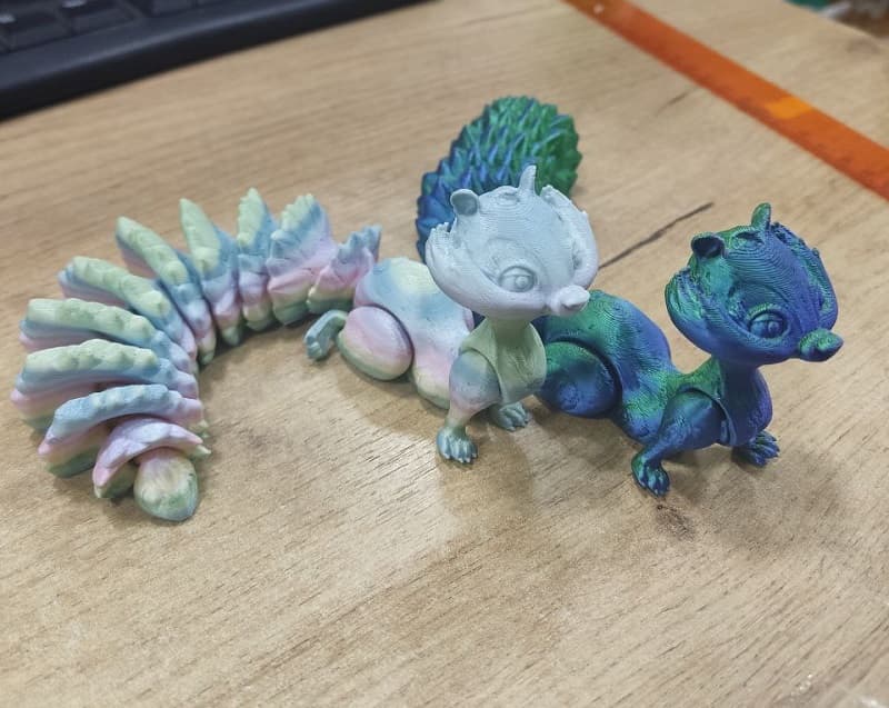 Подвижная игрушка 3D белка 19см