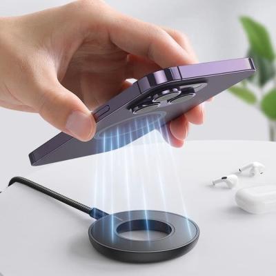 Беспроводные зарядные устройства для смартфонов, часов