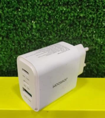 Сетевое зарядное устройство Адаптер Блок питания Joyroom JR-TG6 30W GaN Type-C USB-C 30W+USB-L 30W+USB 22.5W белое