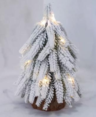 Елка с гирляндой 25см